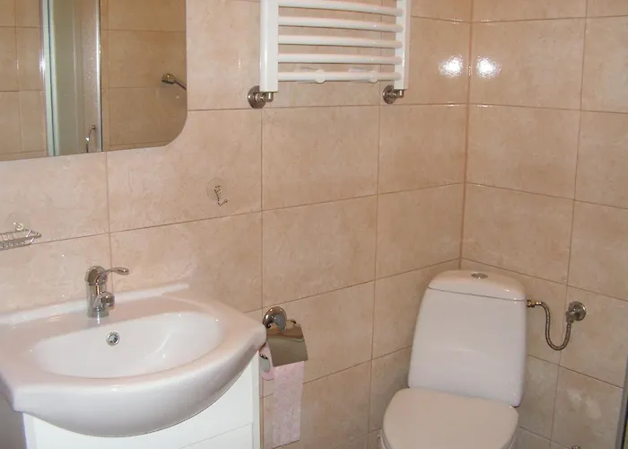 Swierkowa בית אירוח שצ'צ'ירק